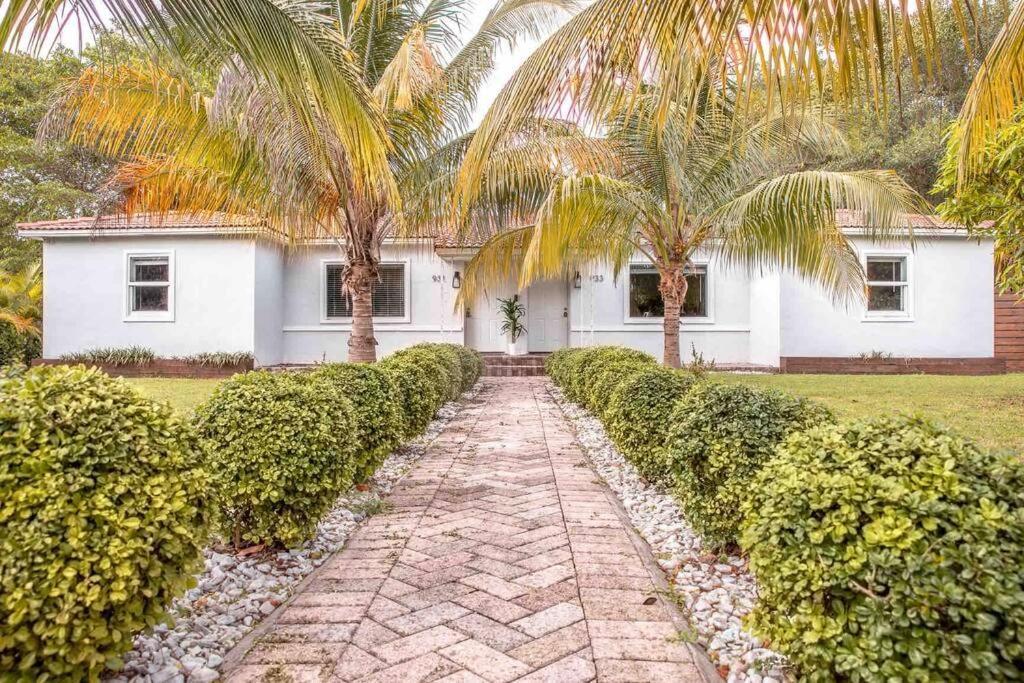 House With Pool And Bbq, 12 Min To The Beach Miami Shores ภายนอก รูปภาพ