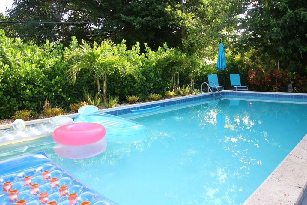 House With Pool And Bbq, 12 Min To The Beach Miami Shores ภายนอก รูปภาพ